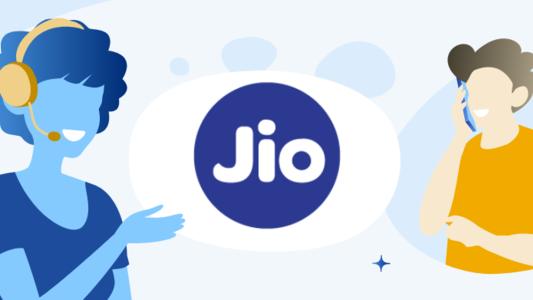 a lady and a man talking to jio customer care support services